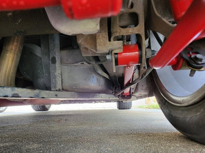 C&L Non-Adjustable Rear Lower Control Arms; Red (05-14 Mustang)