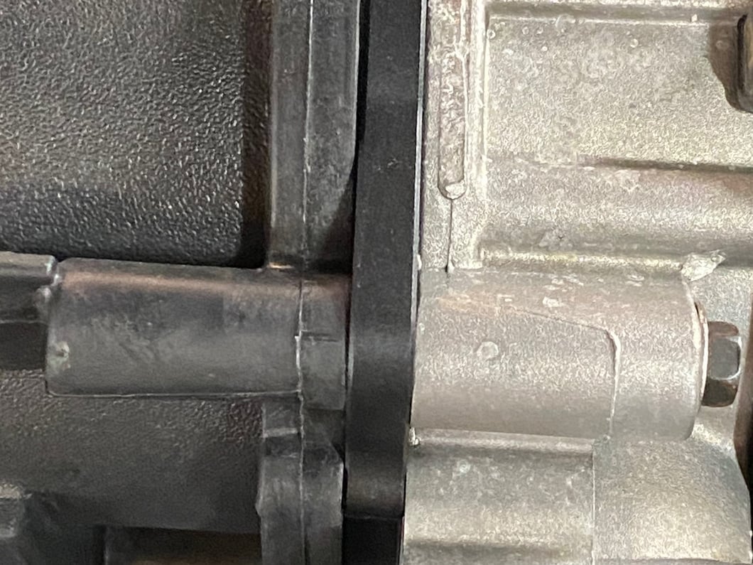 C&L Throttle Body Spacer; Black (08-09 6.1L HEMI Challenger; 09-23 5.7L HEMI, 6.4L HEMI Challenger)