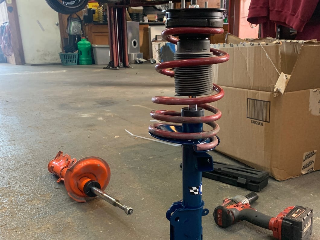 C&L CX2 Front Strut (05-10 Mustang)