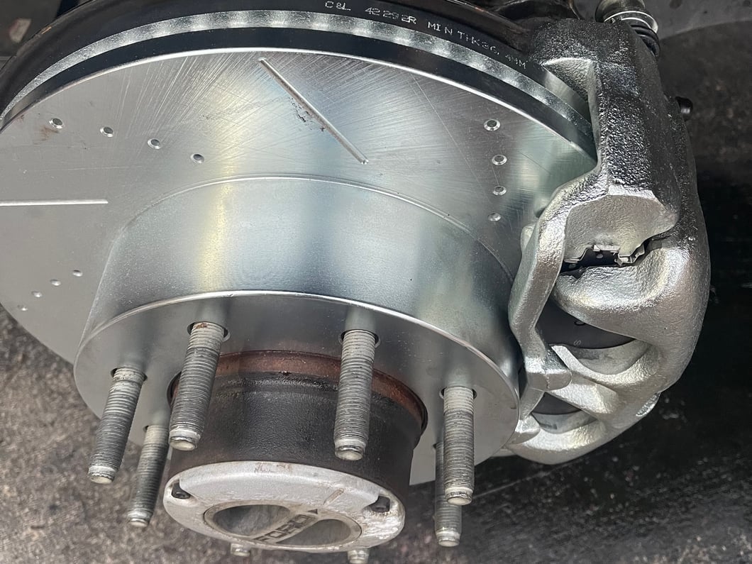 C&L Super Sport HD Cross-Drilled and Slotted 8-Lug Brake Rotor and Pad Kit; Front (13-22 4WD F-350 Super Duty)