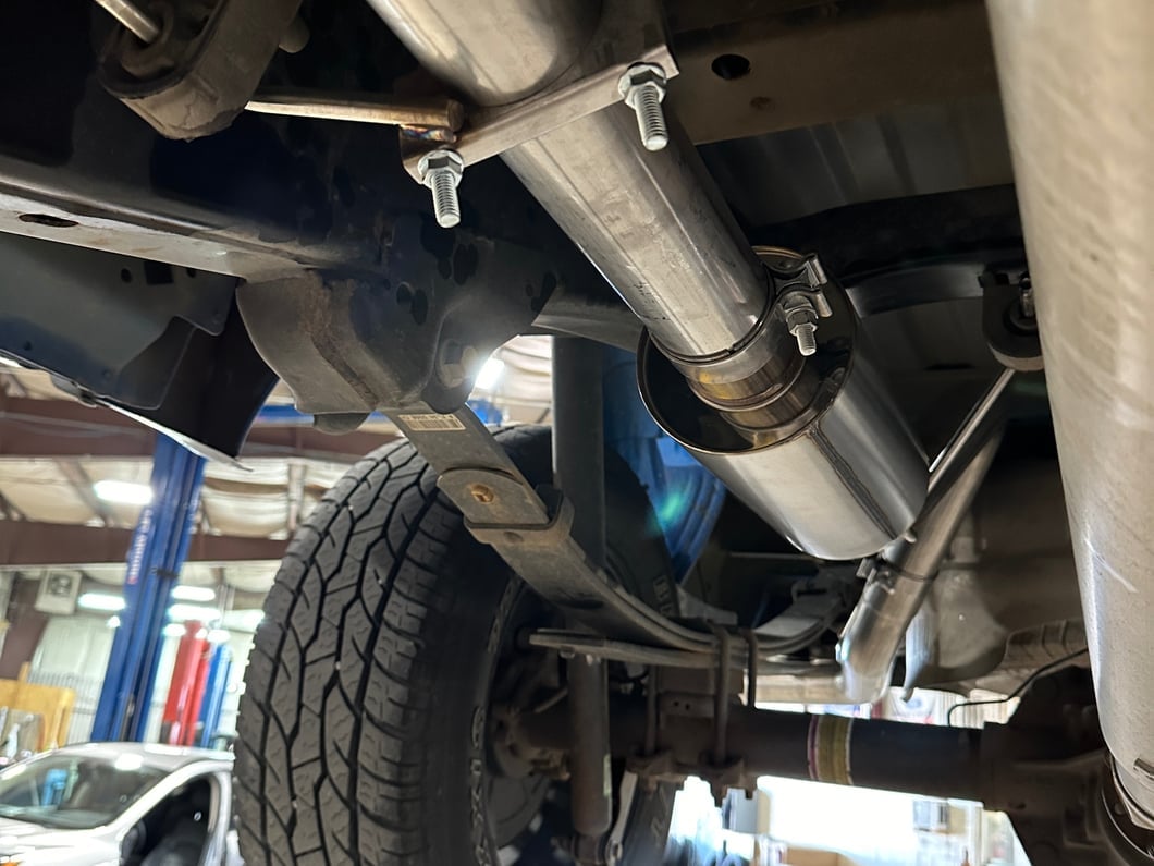 C&L 3-Inch Single Exhaust System with Black Tip; Side Exit (15-20 5.0L F-150)