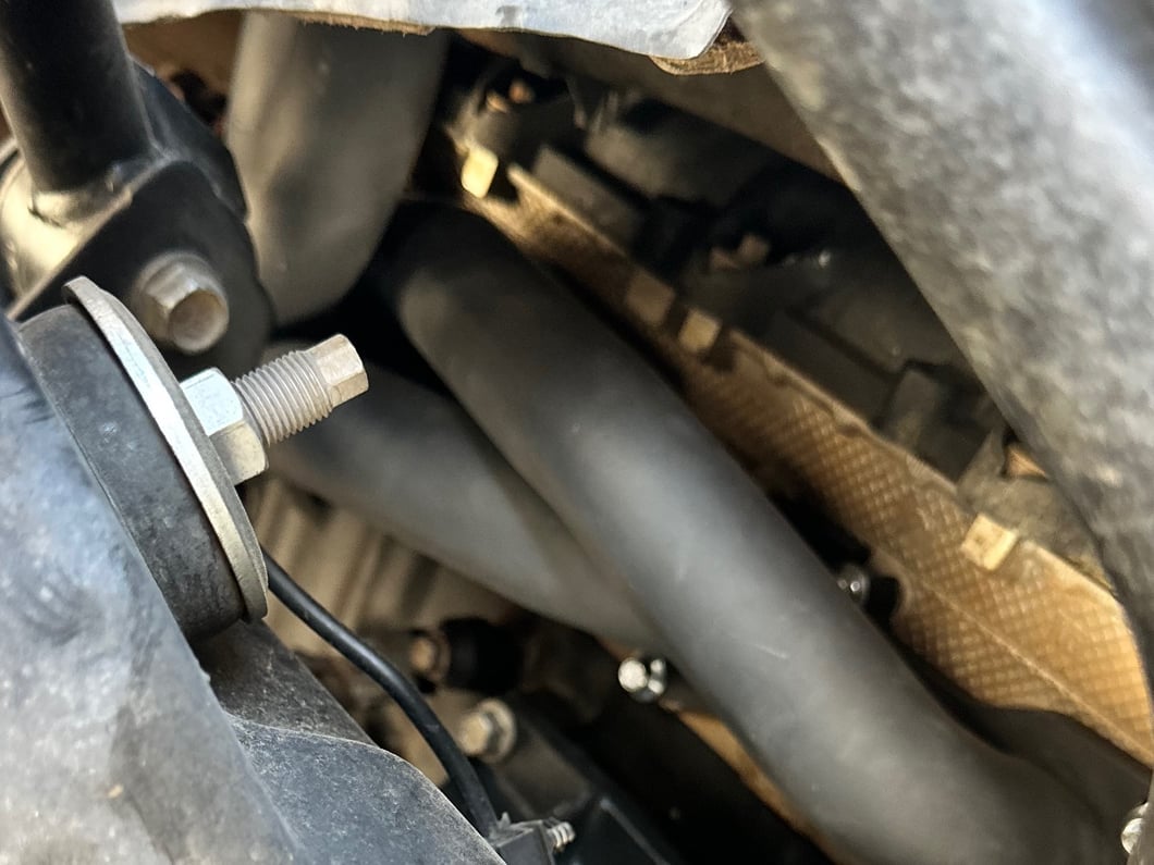 C&L Shorty Headers (09-18 5.7L RAM 1500)