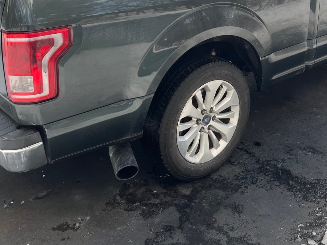 C&L 4-Inch Single Exhaust System with Black Tip; Side Exit (15-20 2.7L EcoBoost F-150)