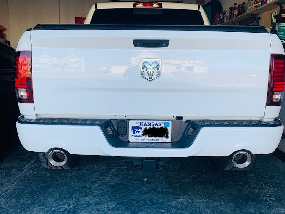 C&L Direct-Fit Performance Muffler with Polished Tips (09-18 5.7L RAM 1500 w/ Factory Dual Exhaust)