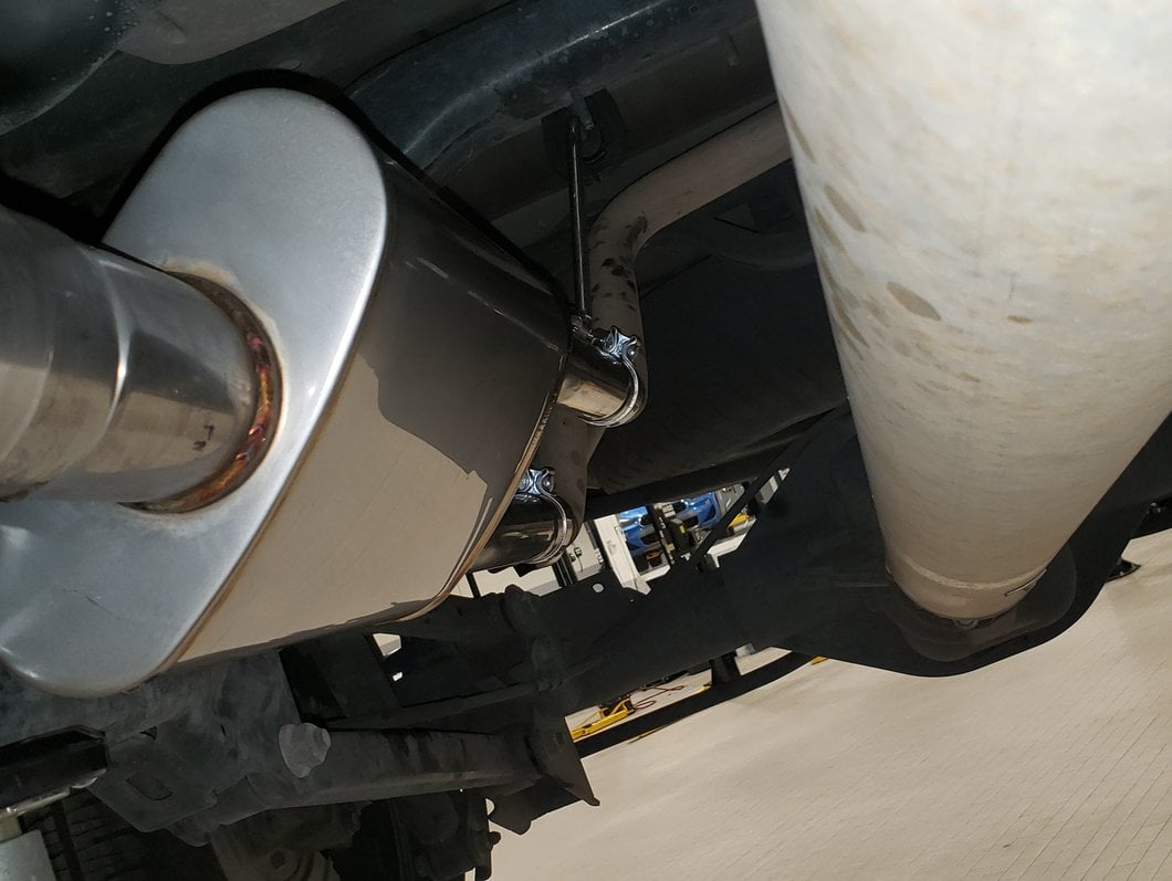 C&L Direct-Fit Performance Muffler (09-18 5.7L RAM 1500 w/ Factory Dual Exhaust)